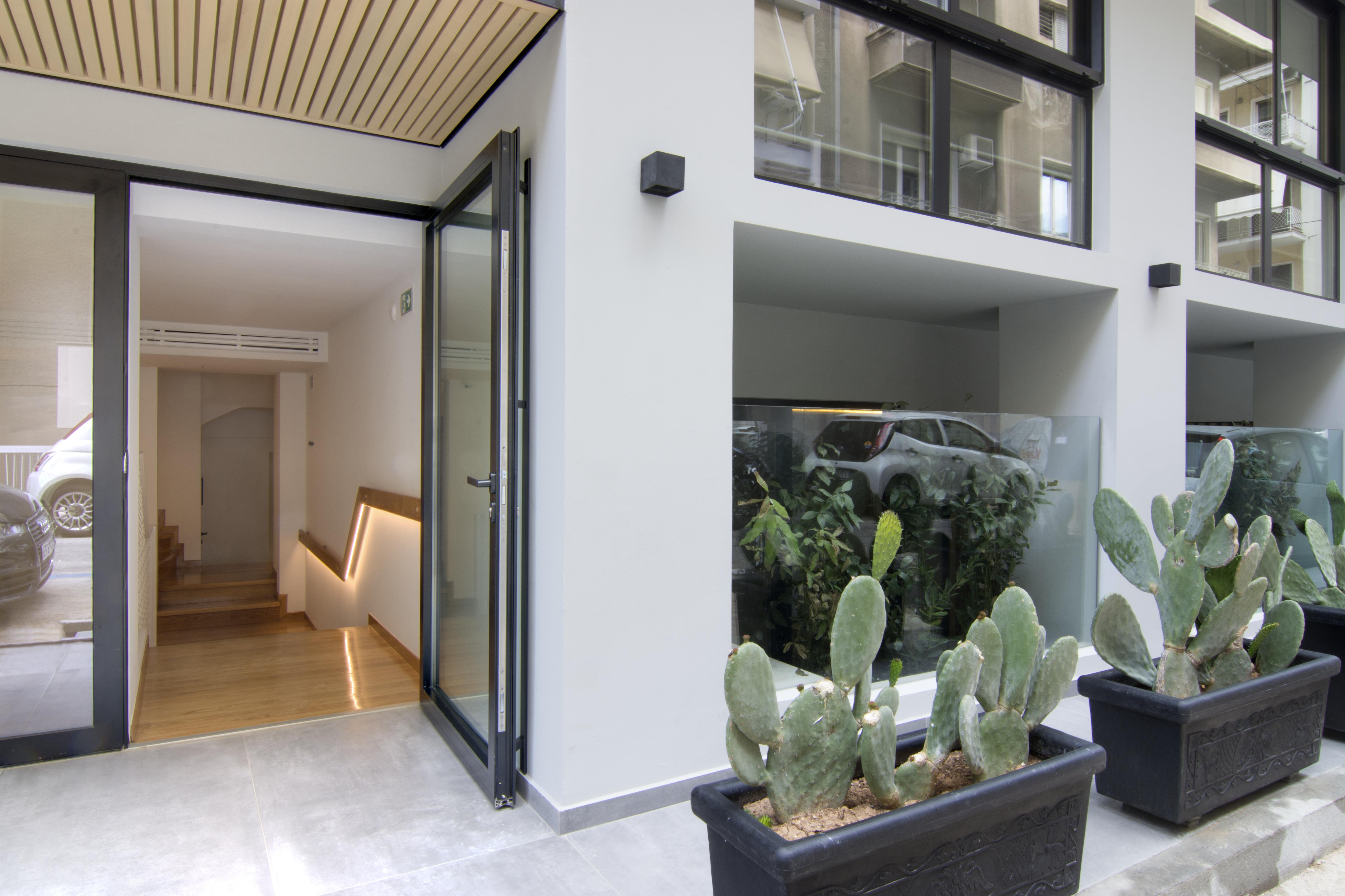Coco-Mat Athens Jumelle Hotel Exterior foto The entrance of the house
