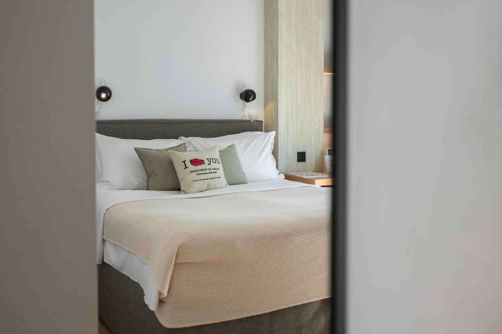 Coco-Mat Athens Jumelle Hotel Exterior foto A bedroom at the hotel